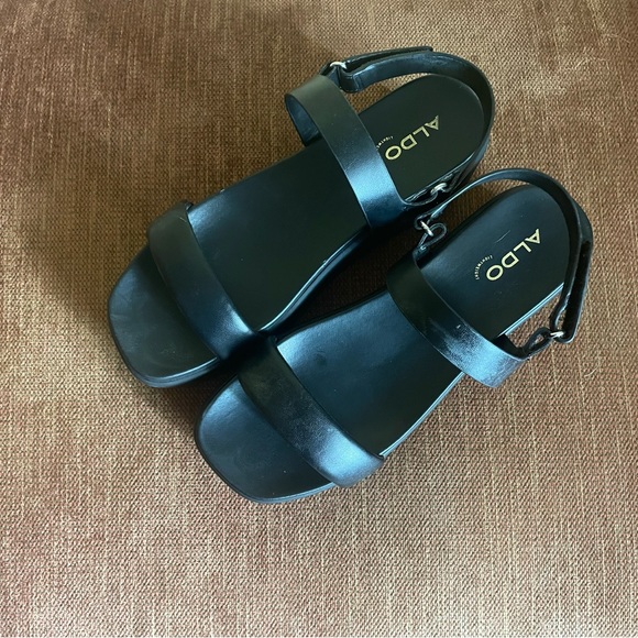 Aldo Platform Black Sandals - Picture 2 of 6